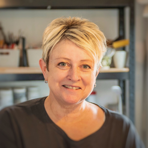 Caroline Larcombe